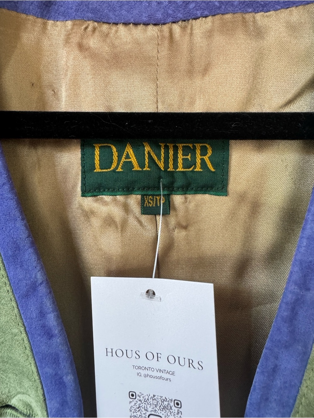 Vintage Danier suede blazer - Picture 5 of 7